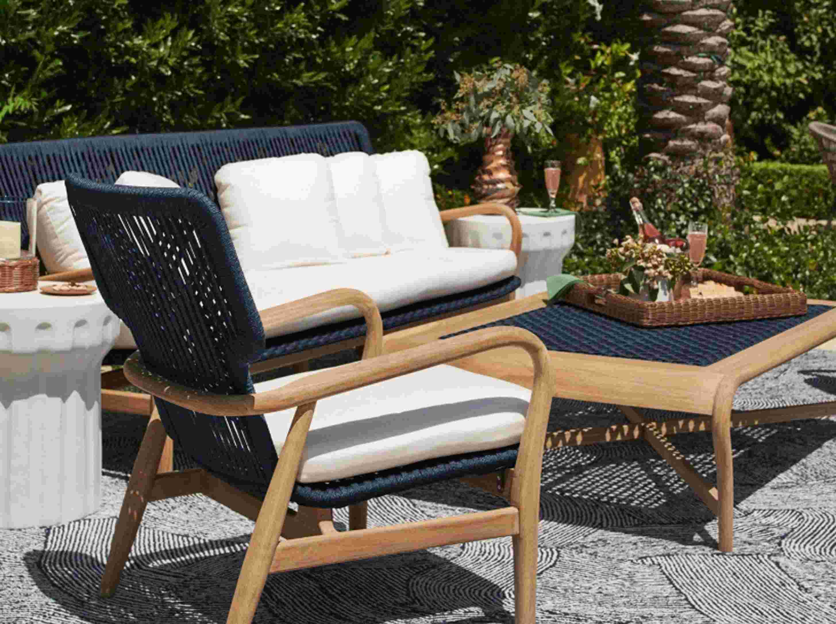 outdoor-space-designing-for-luxury-functionality.jpg
